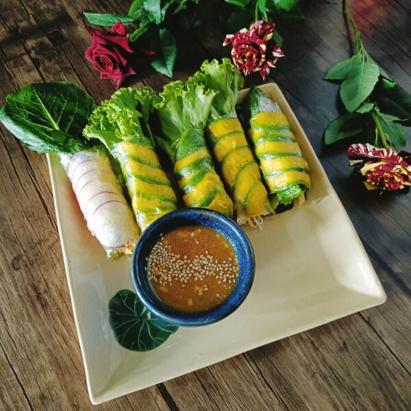 Gỏi cuốn theo yêu cầu